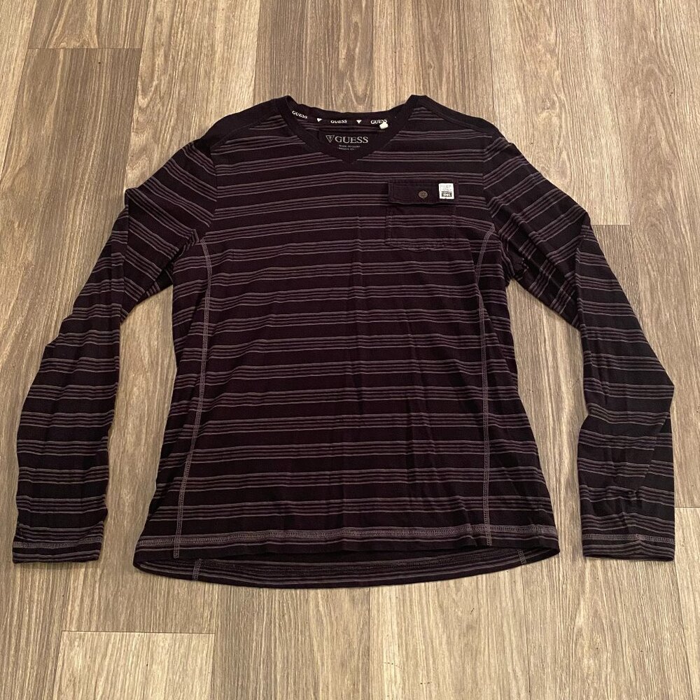GUESS V Neck Long Sleeve Black and Gray Striped Shirt Men's Size Large